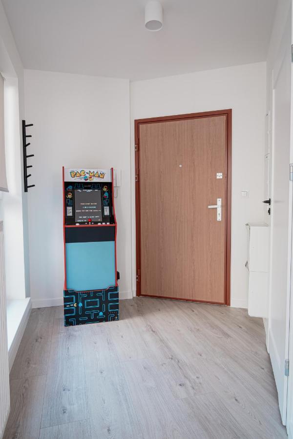 Homewell Apartments Game And Movie Posen Exterior foto